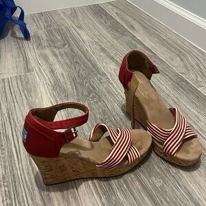 Red Toms wedges